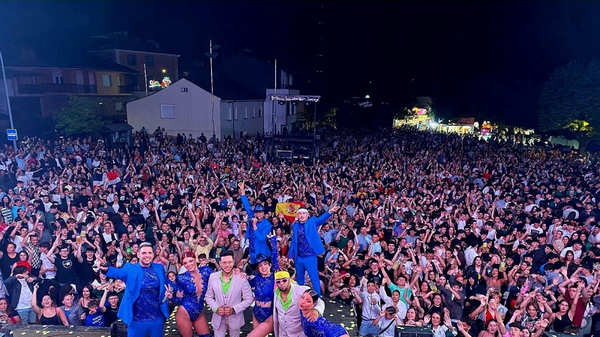 Imagen de El Combo Dominicano en Cubillos del Sil.