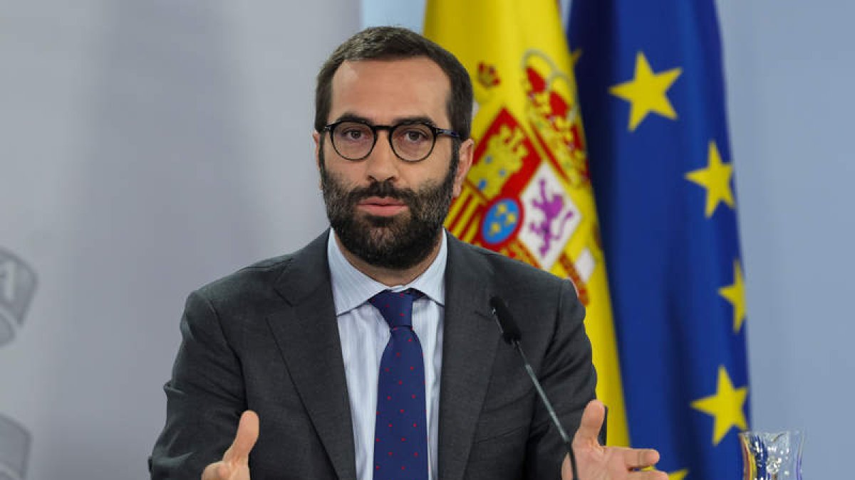 El ministro de Economía, Carlos Cuerpo, en el Consejo de Ministros del pasado día 16. KIKO HUESCA