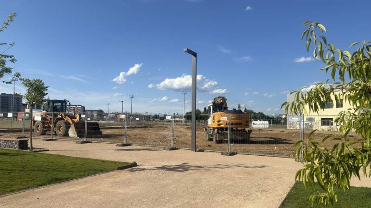 La nueva zona será ajardinada.  DL