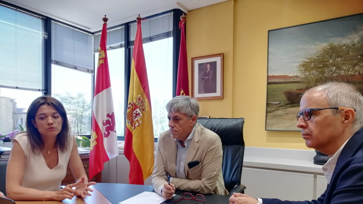 María Fernández, Eduardo Diego y Alberto Natal.