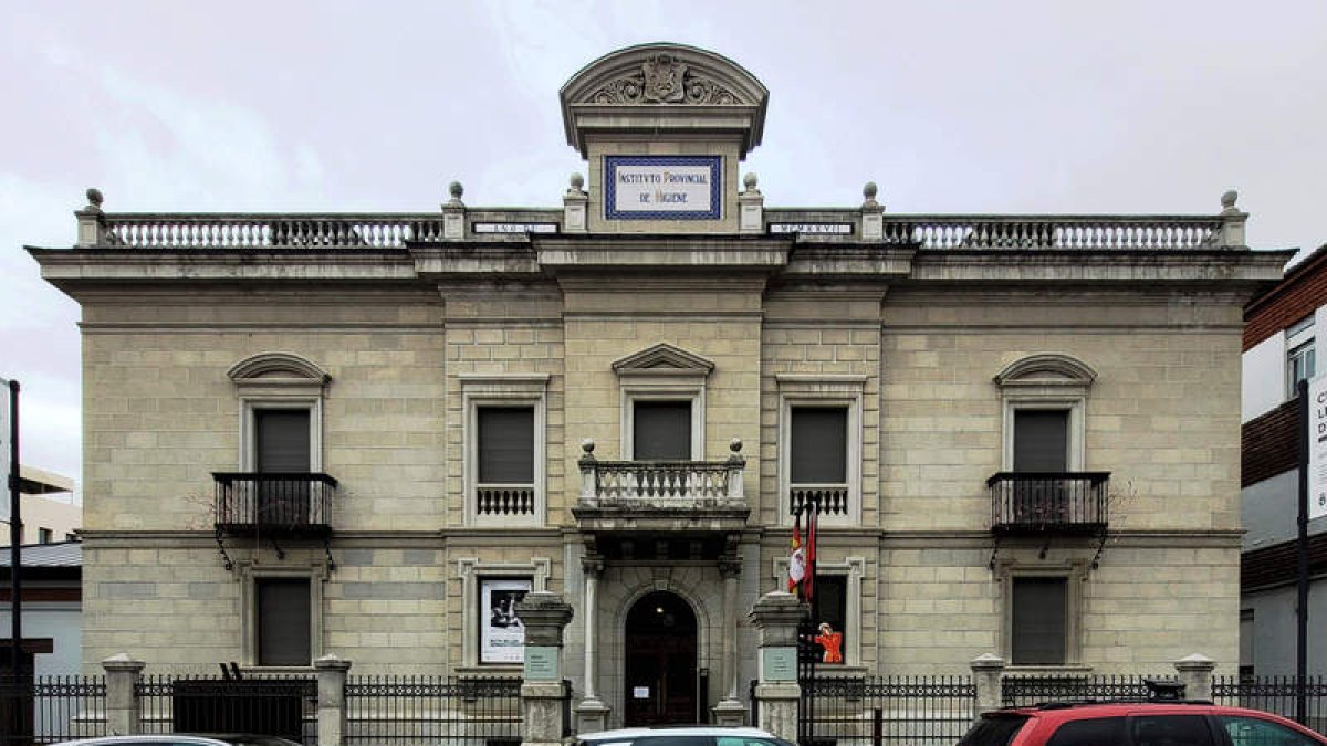 Avda. Independencia, nº18.  OVIDIO PRIETO, 2023