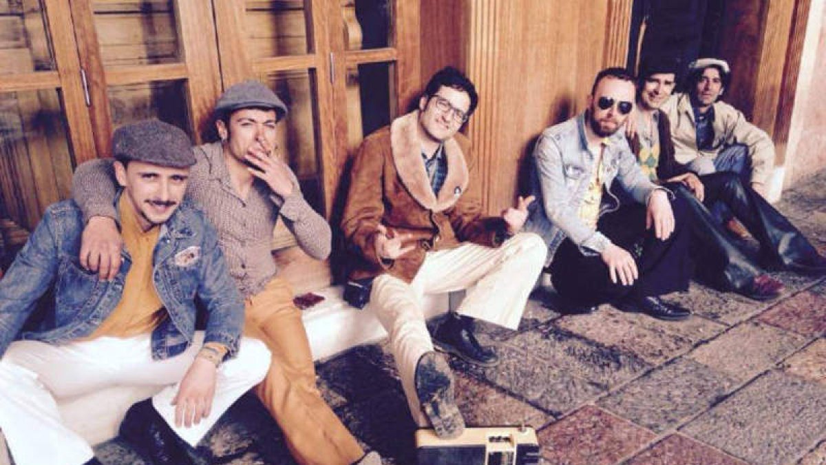 El grupo leonés Esguinze.  DL