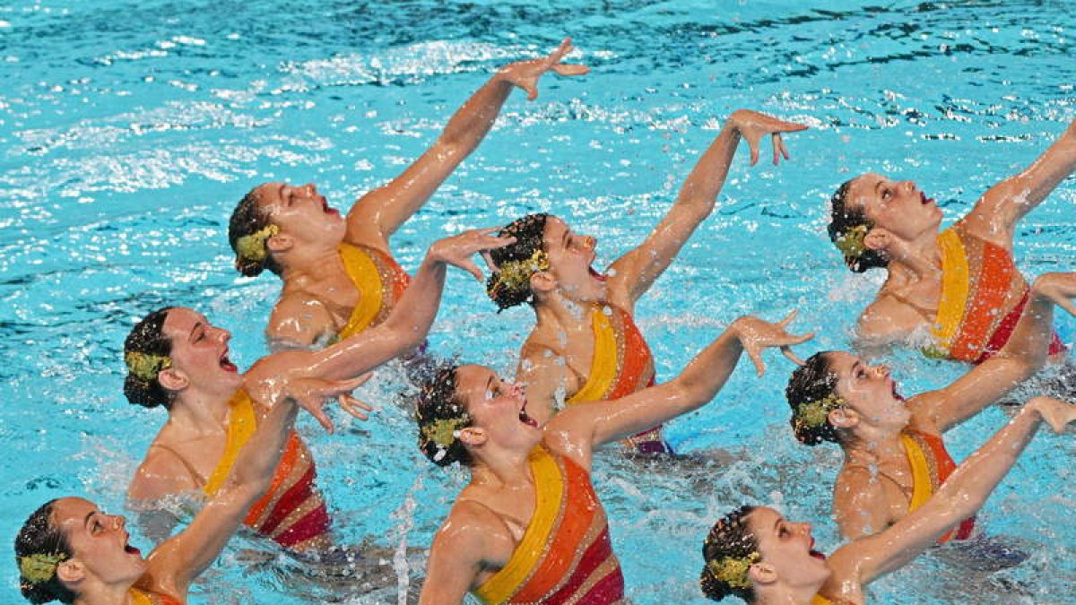 España debuta con nota. EFE