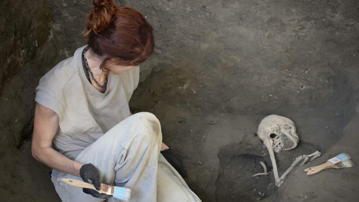 Las excavaciones se realizan en el área arqueológica de Pompeya. EFE