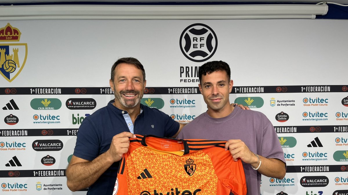 Álvaro Bustos, presentado como nuevo jugador de la Deportiva.