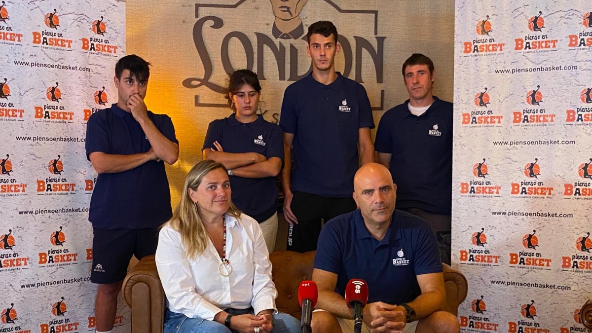 Presentado el XVI campus Pienso en Basket en Cangas de Narcea.