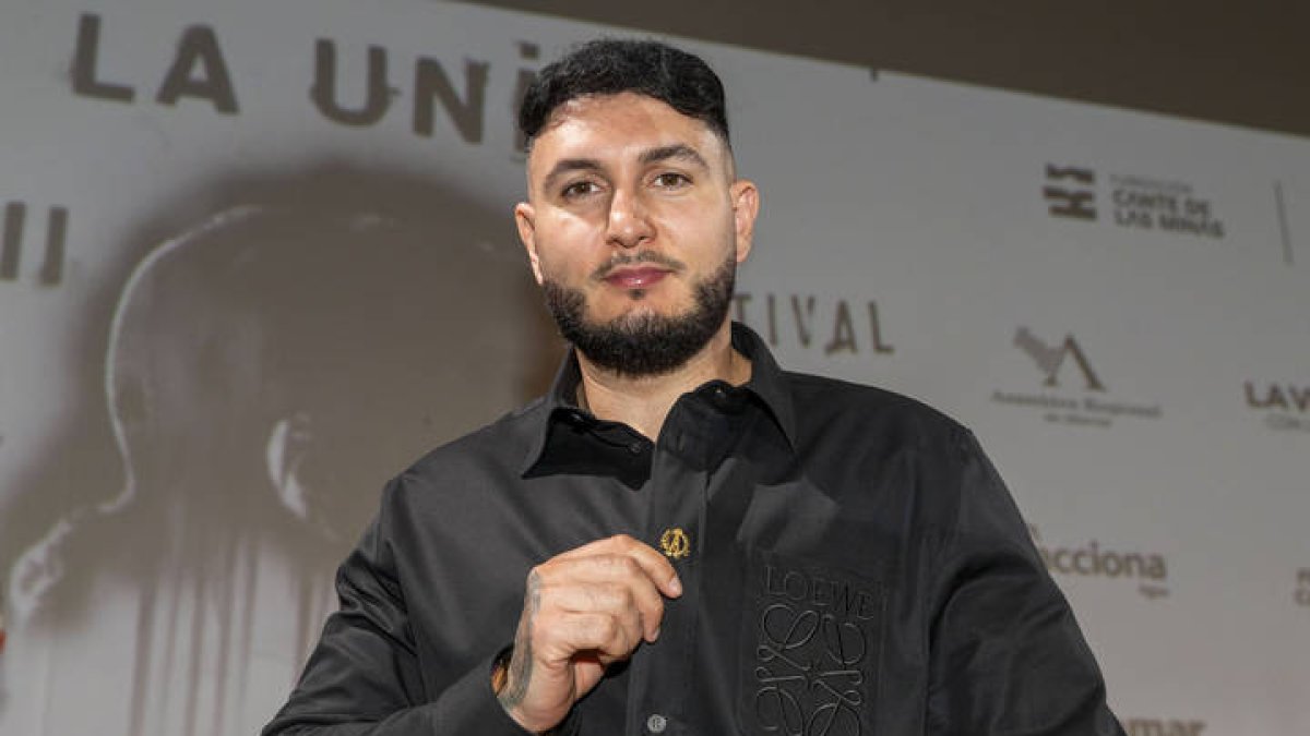 El cantante Omar Montes.