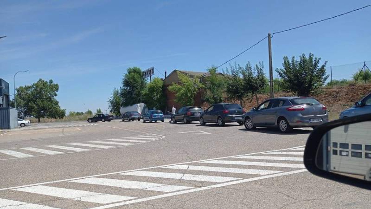 Imagen de una de las retenciones entre lineales, tomada en horario de siesta, y a más de treinta y cinco grados.  DL