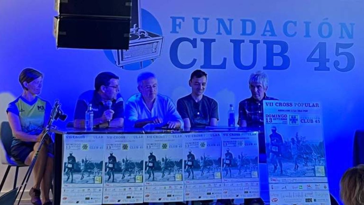 Rosa Fernández, Agapito Arce, José Miguel Nieto, Tomás Tejedor y Álex Cooper. MARÍA TEJEDOR