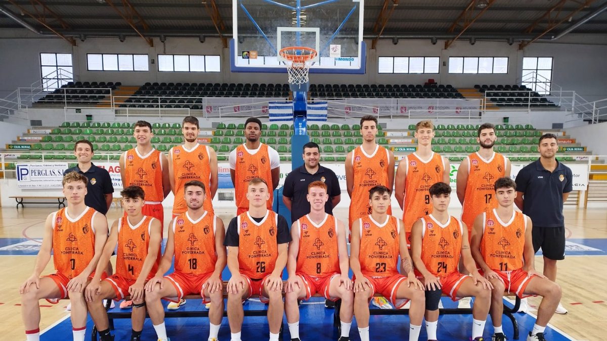 El Clínica Ponferrada inicia la pretemporada