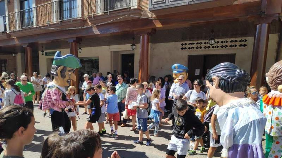 Santa María del Páramo celebra un año más sus fiestas patronales por todo lo alto. A. RODRÍGUEZ