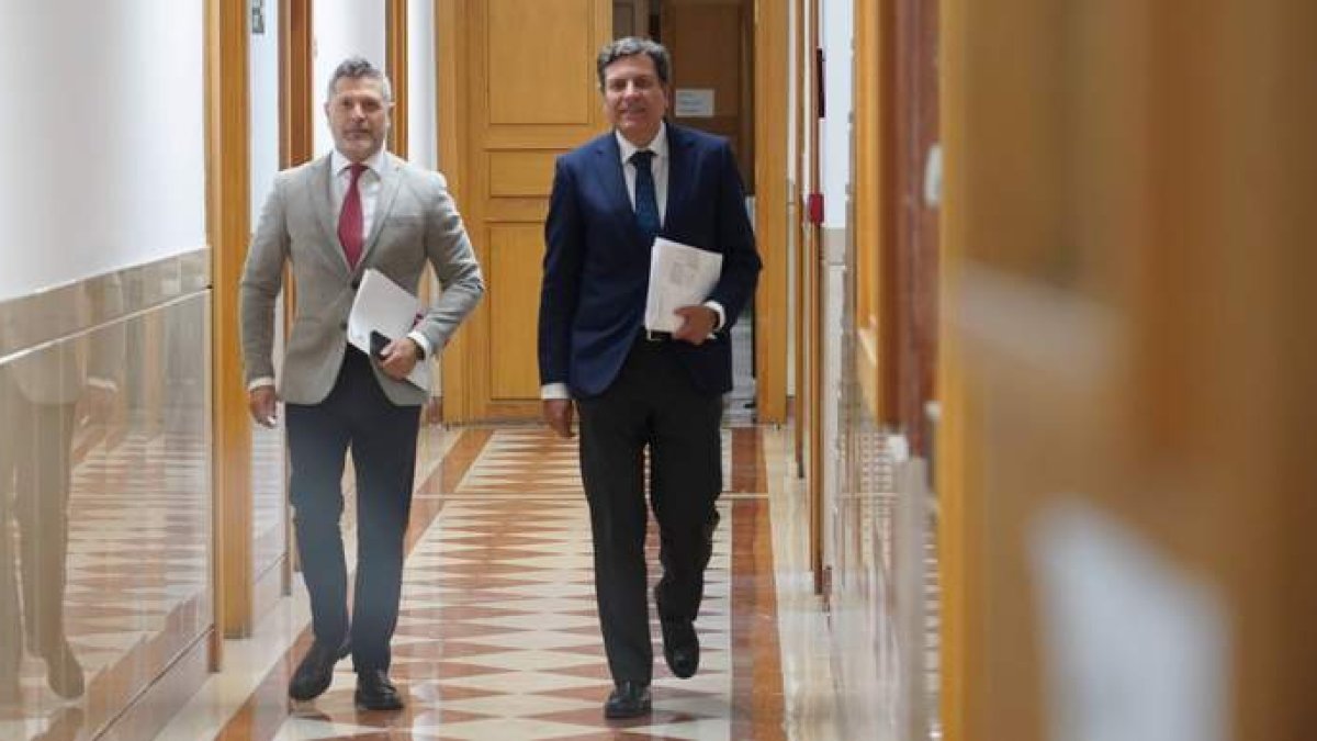 Carriedo, ayer, poco antes de la rueda de prensa del Consejo. DL