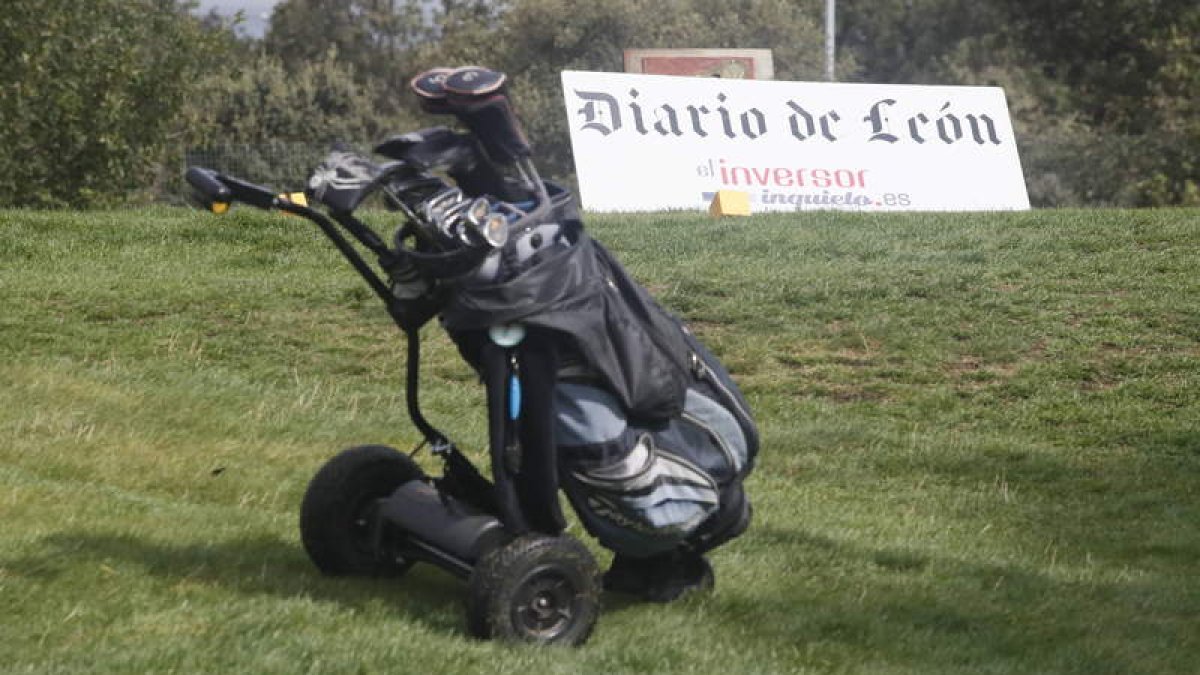 El Torneo de Golf de Diario de León arranca hoy la competición con su 27 edición. RAMIRO