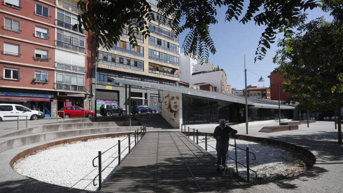 Fachada de Espacio Vías. JESÚS F. SALVADORES