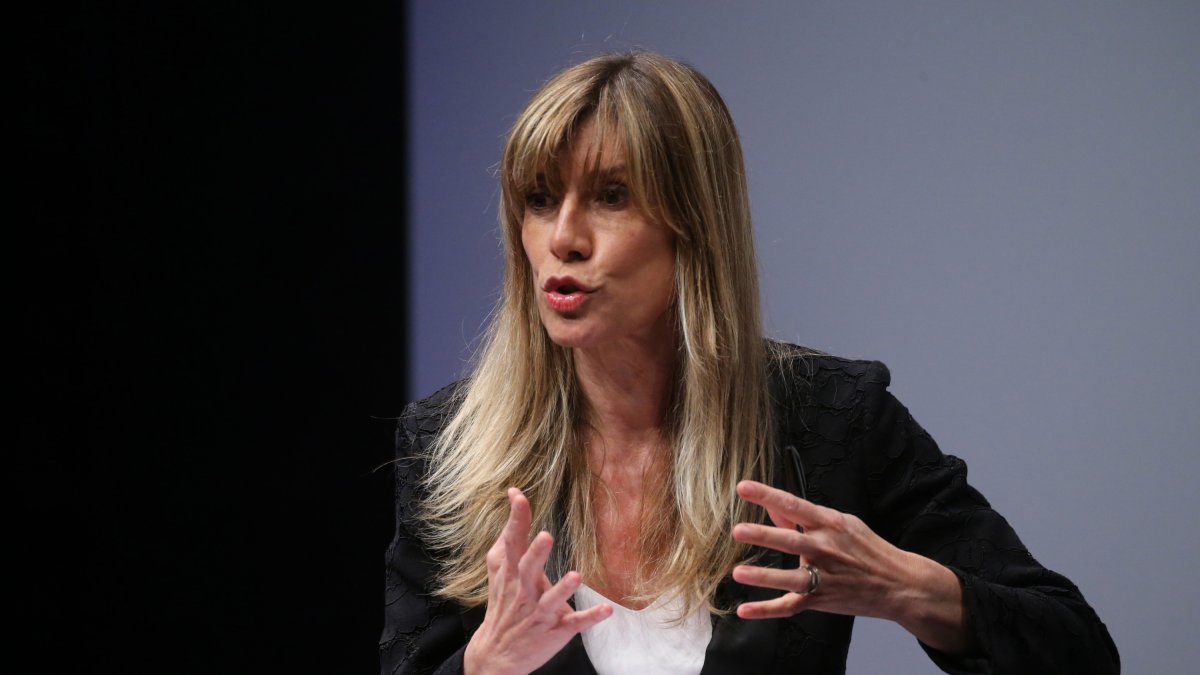 Begoña Gómez durante una charla como directora de la Cátedra