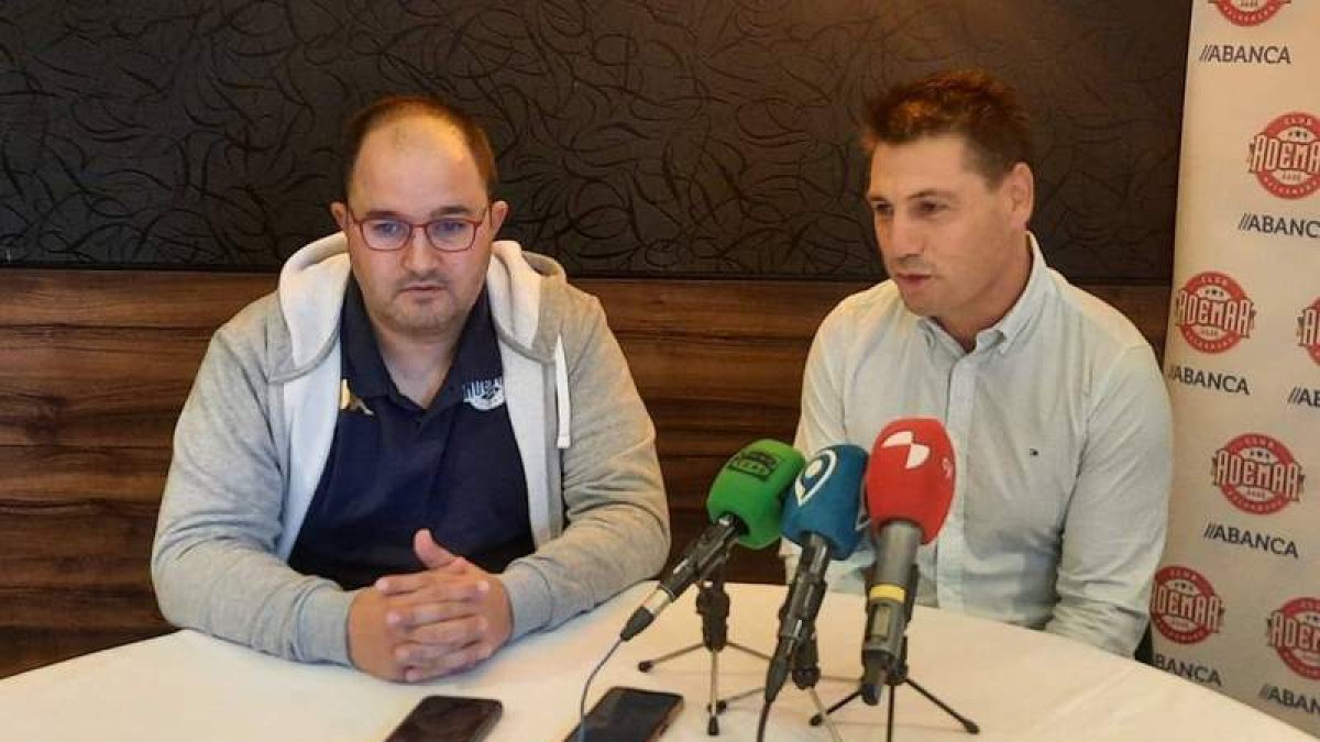Dani Gordo, en la rueda de prensa previa al partido de este sábado del Ademar en Puente Genil.  DL