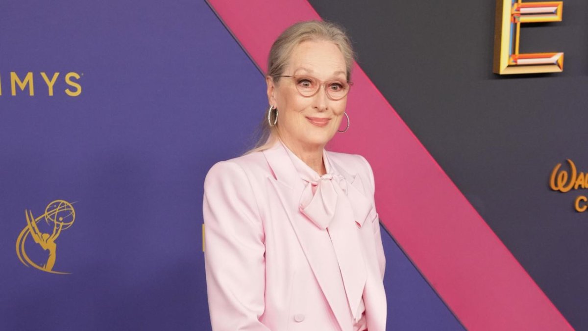 Meryl Streep en la alfombra roja en la 76 edición de los premios Emmy. EFE/EPA/ALLISON DINNER