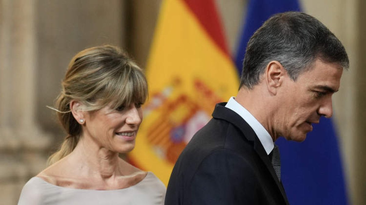 Begoña Gómez y su marido, Pedro Sánchez, presidente del Gobierno. BORJA SÁNCHEZ TRILLO