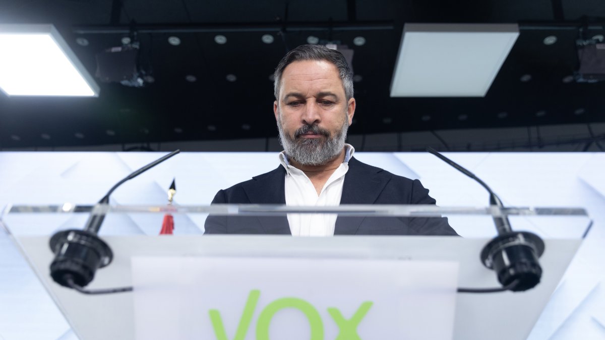 Vox amenaza con romper los pactos en los ayuntamientos si el PP no se ...