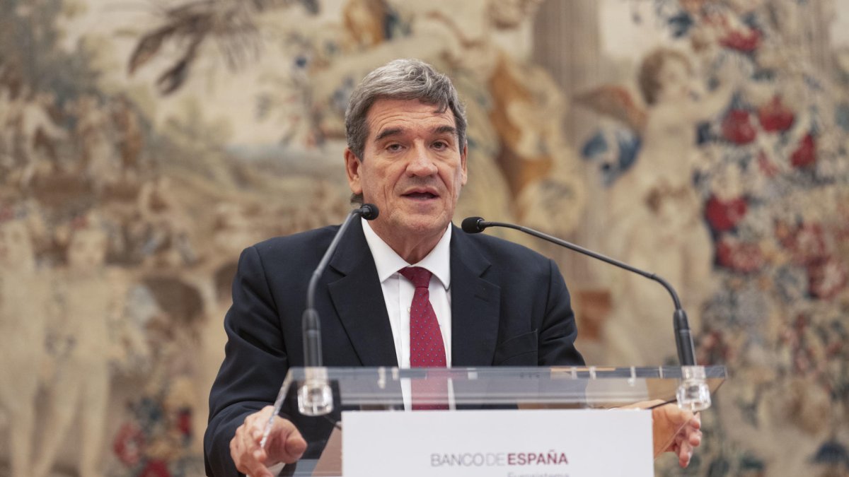El exministro para la Transformación Digital y la Función Pública José Luis Escrivá, durante el acto de toma posesión de su cargo como gobernador del Banco de España, este martes en Madrid. EFE/ Borja Sánchez-Trillo