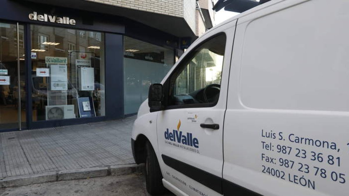 Gas del Valle ofrece un asesoramiento individualizado en sus oficinas de la calle Luis S. Carmona número 12. MARCIANO
