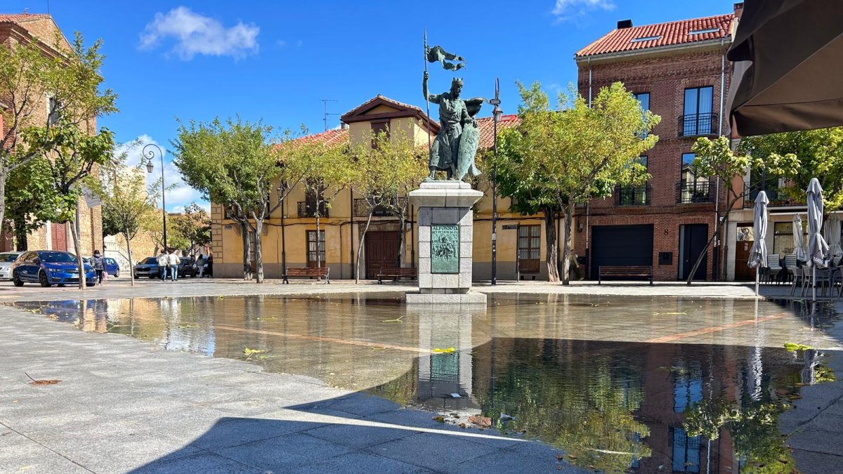 Plaza de Santo Martino inanundada de agua.