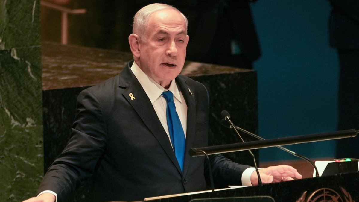 El Primer Ministro de Israel, Benjamin Netanyahu, habla durante el período de sesiones de la Asamblea General de las Naciones Unidas en la Sede de las Naciones Unidas en Nueva York, Nueva York. 