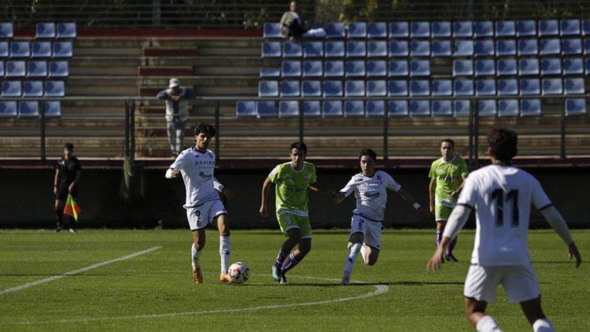 El Júpiter fue muy superior al Briviesca desde el primer minuto de juego.