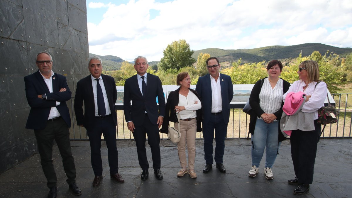 Presentación en la Casa del Parque de Carucedo, este lunes.