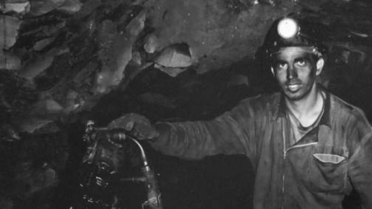 Uno de los mineros retrados.  DL