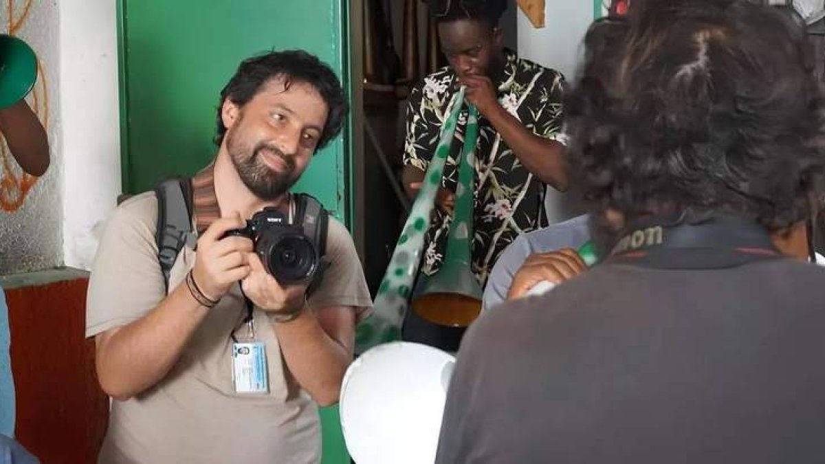 El director y periodista de ascendencia leonesa Daniel Martínez-Quintanilla.  SUICA FILMS
