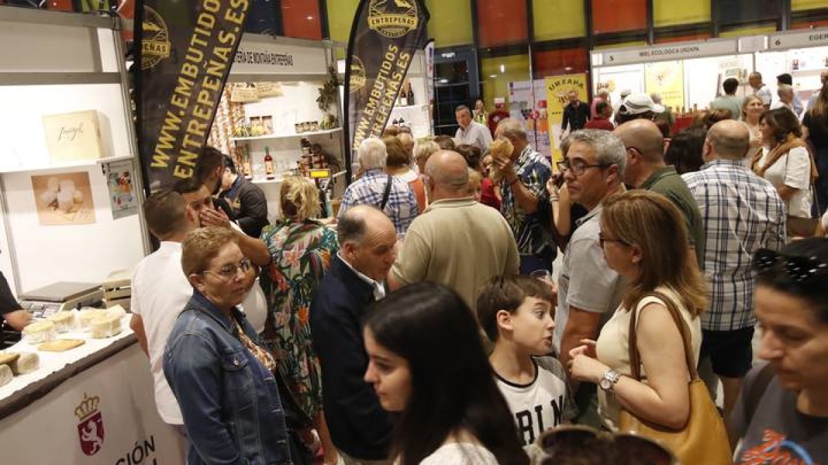 Feria de Productos de León.
