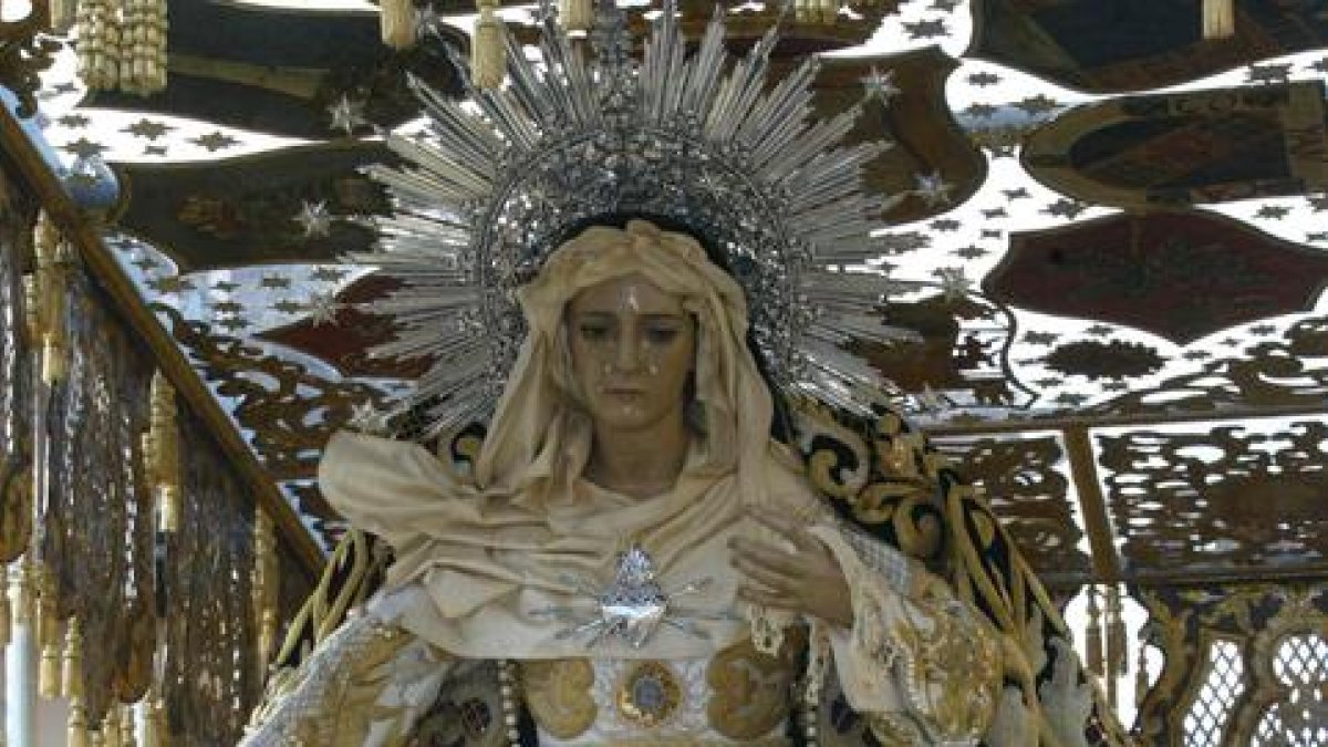 La Dolorosa de la cofradía del Dulce Nombre de Jesús Nazareno, cuya joya del corazón clavado en el pecho será una de las piezas centrales del Museo Diocesano y de Semana Santa de León.