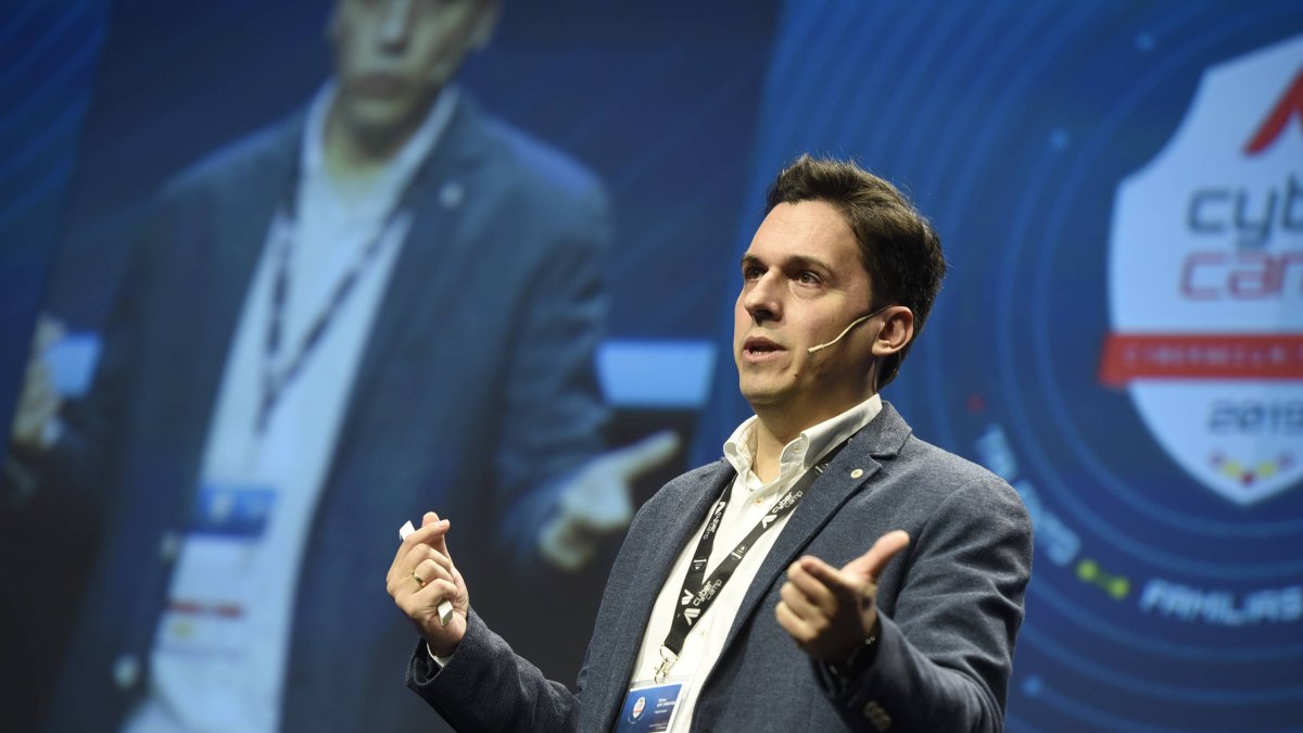 El informático, guionista y director leonés Raúl Mosquera.