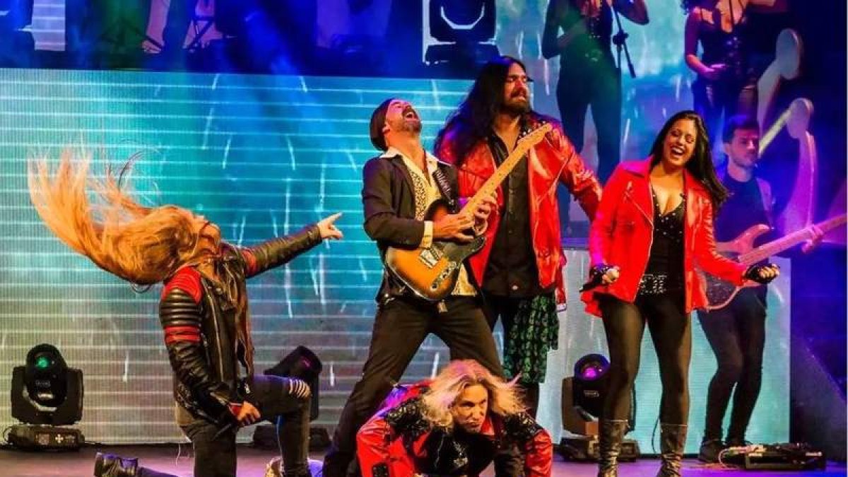 Una escena del espectáculo.  SYMPHONIC OF QUEEN