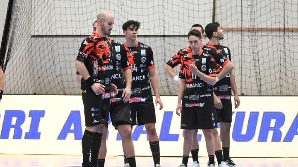 El Ademar poco pudo hacer ante el GOG