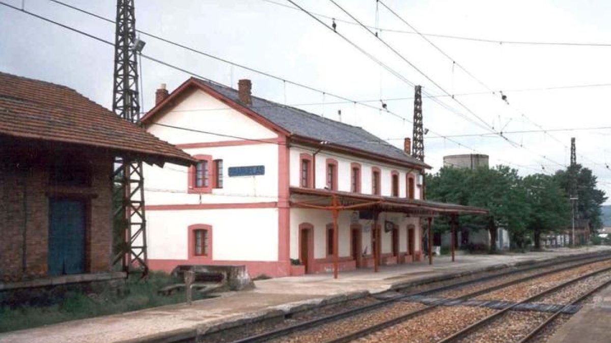 Estación de tren de Brañuelas.