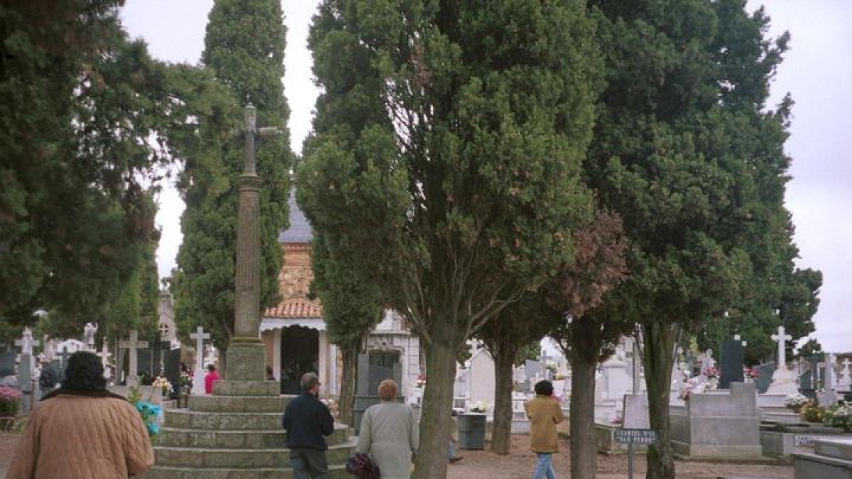 Vista general del cementerio de Astorga.