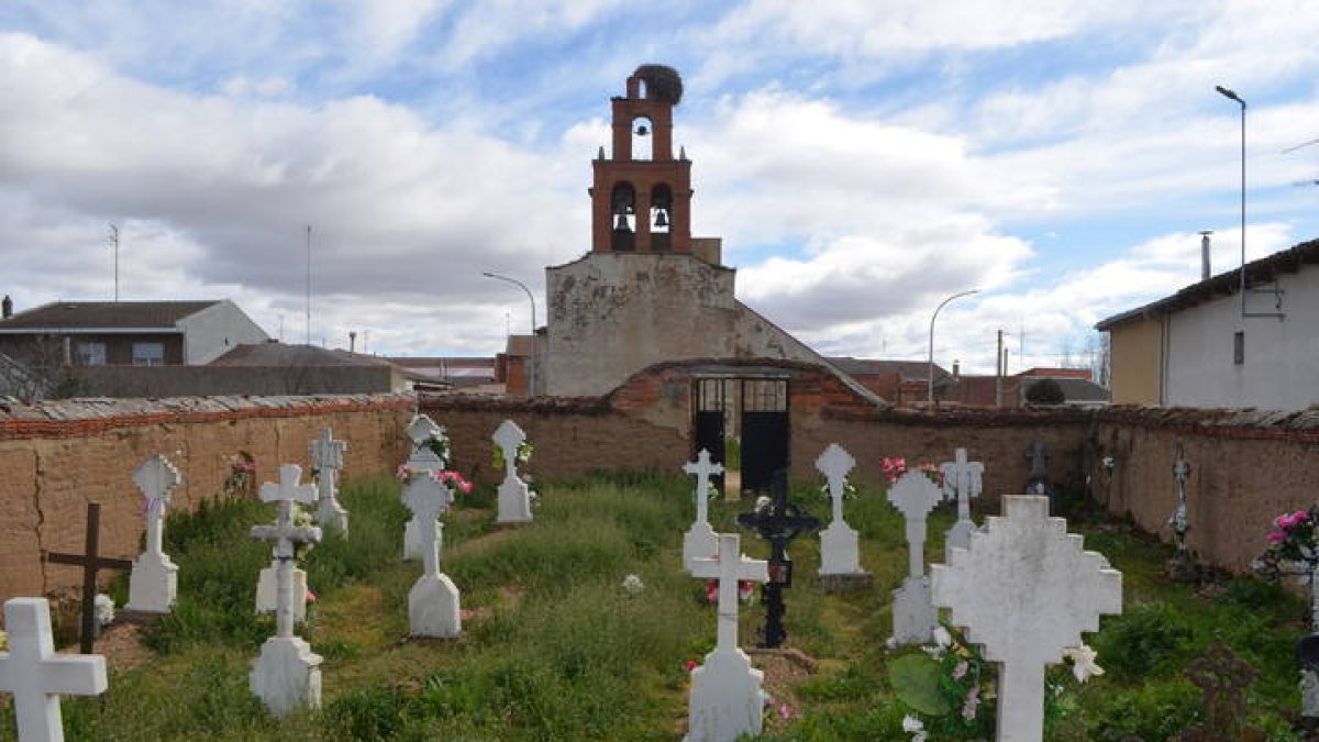 Cementerio de Regueras de Abajo.