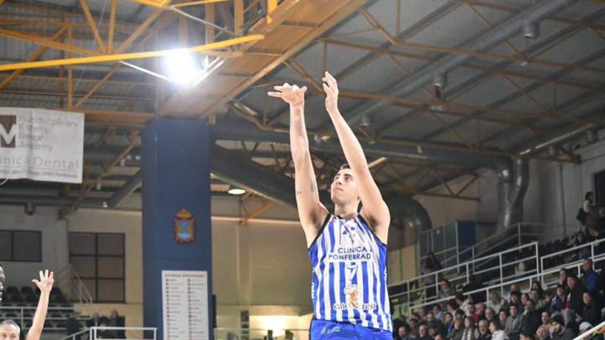 El C. Ponferrada cayó ante el Huelva en la Segunda FEB.
