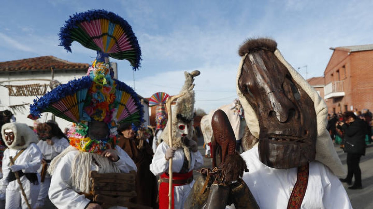 Celebración del antruejo en Velilla de la Reina.