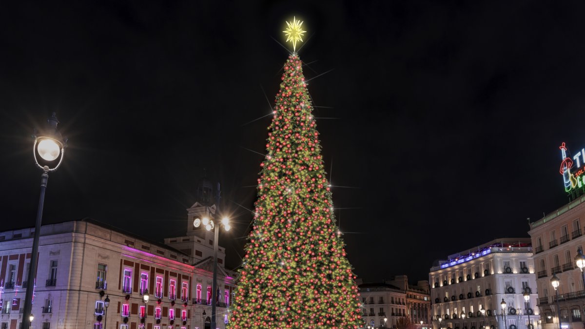 Render del nuevo abeto luminoso que estará en la Puerta del Sol durante la Navidad
