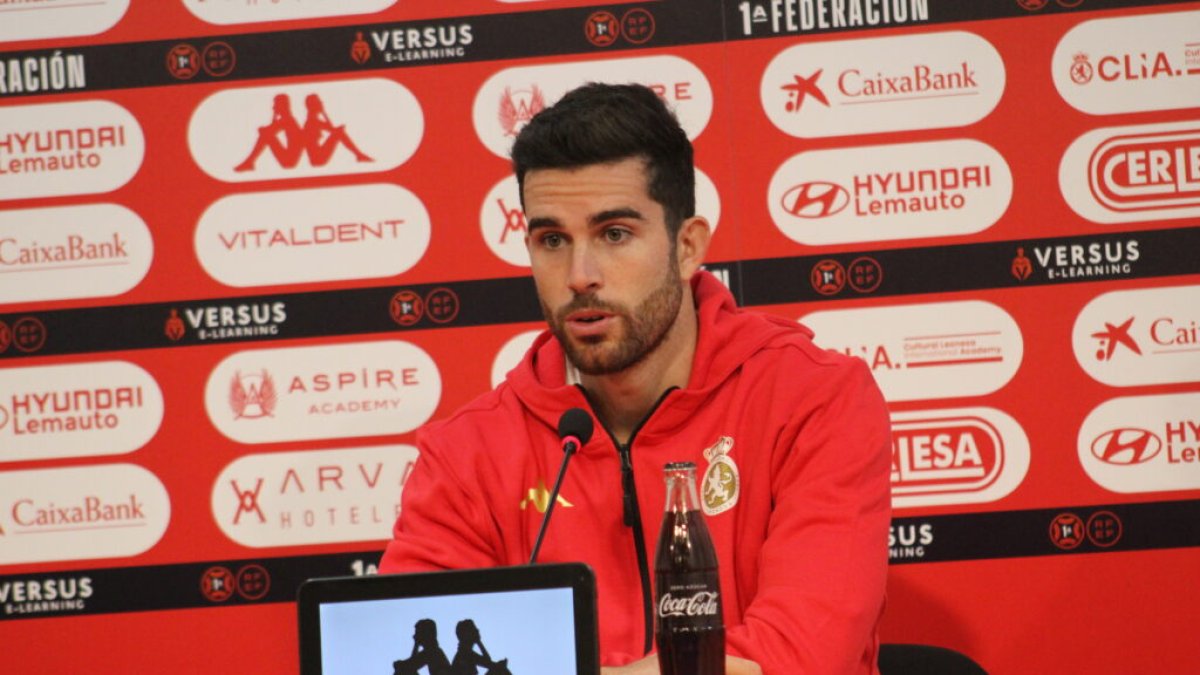 El mediocentro culturalista Diego Barri cree que hay que estar muy centrado ante el Celta Fortuna, el próximo rival del sábado en Balaídos.