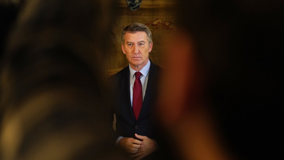 El presidente del PP, Alberto Núñez Feijóo, durante un almuerzo-coloquio organizado por la Confederación de Empresarios de Galicia. EUROPA PRESS