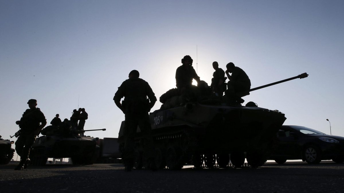 Artilleros rusos en una imagen de archivo. EFE/Yuri Kochetkov