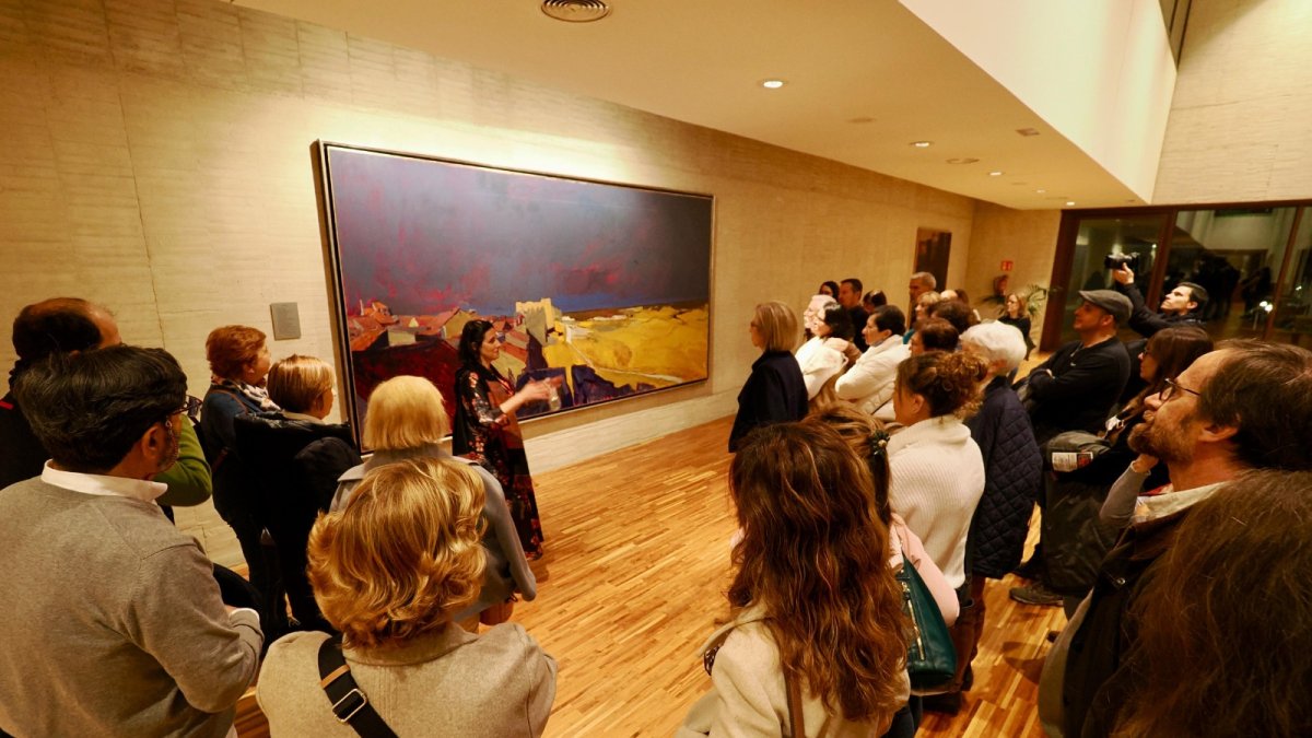 Las visitas guiadas a la colección de arte de las Cortes de Castilla y León superan las expectativas