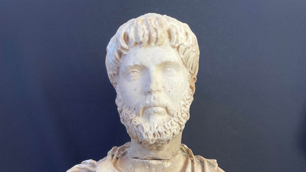 El busto romano de Quintana del Marco se presenta en Arpa