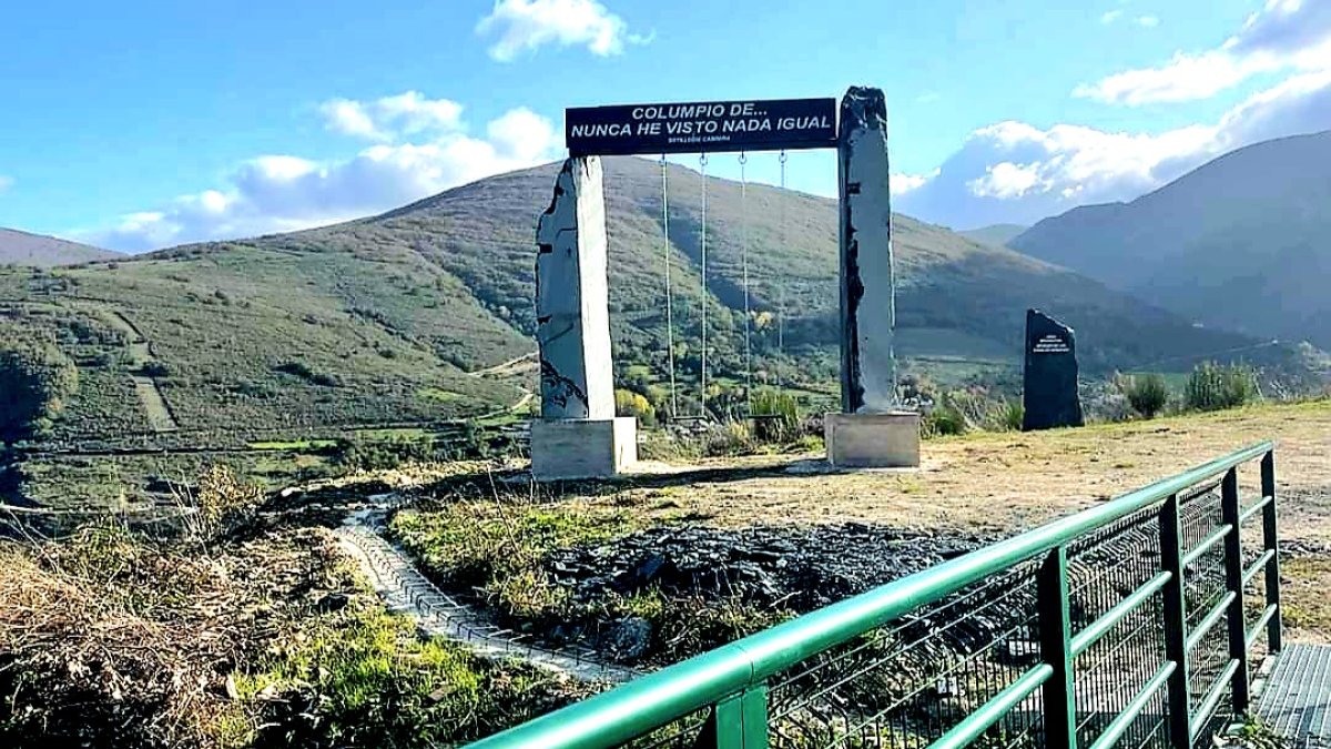 El columpio de pizarra de Sotillo, en el municipio de Benuza.