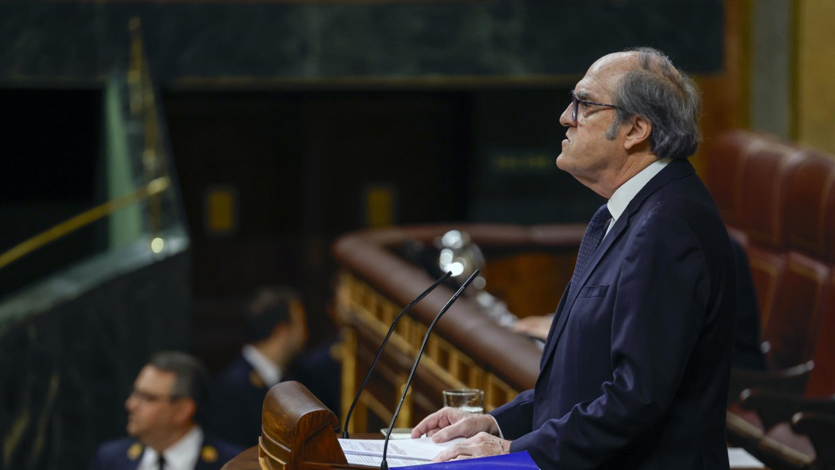 El Defensor del Pueblo, Ángel Gabilondo durante su intervención en el Congreso. 