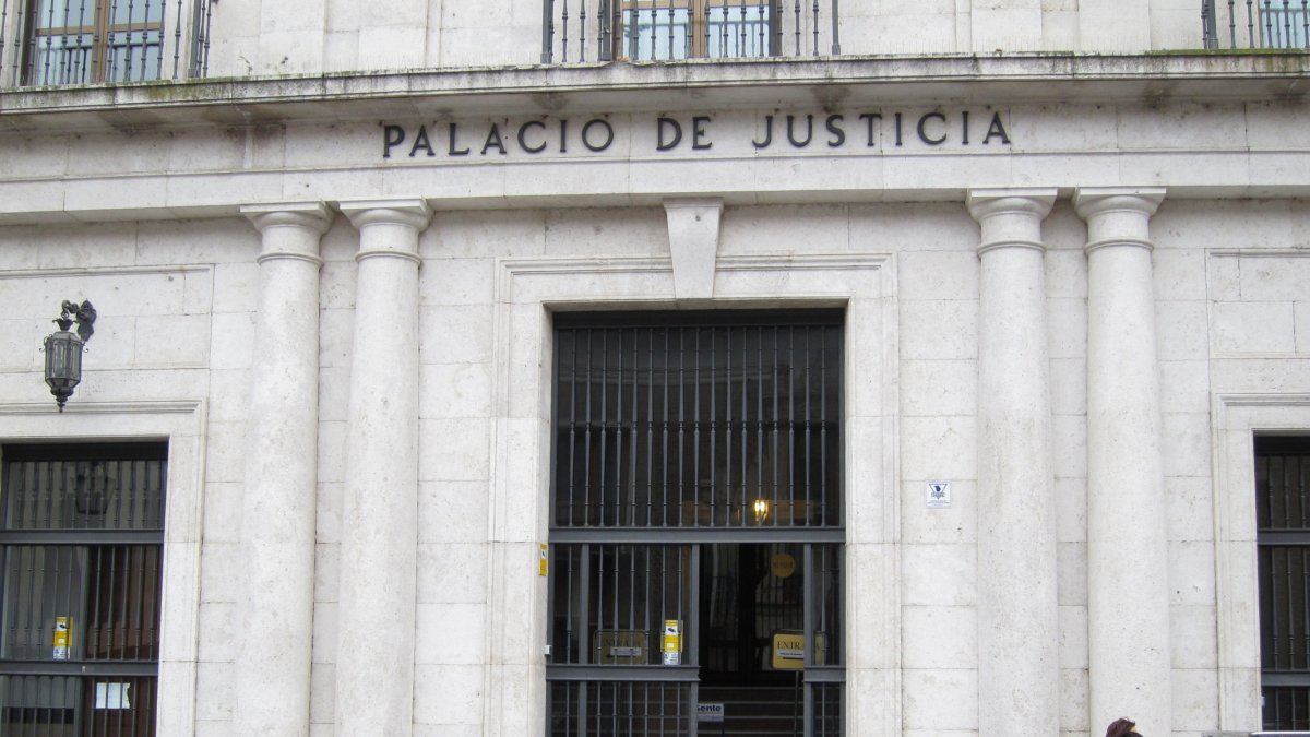 Archivo - Trib.Aplazado al 14 de febrero el juicio contra el preso acusado de concertarse con su hermano para que le llevara droga